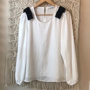 Conbipel Italian white blouse with black shoulder bows sz XL